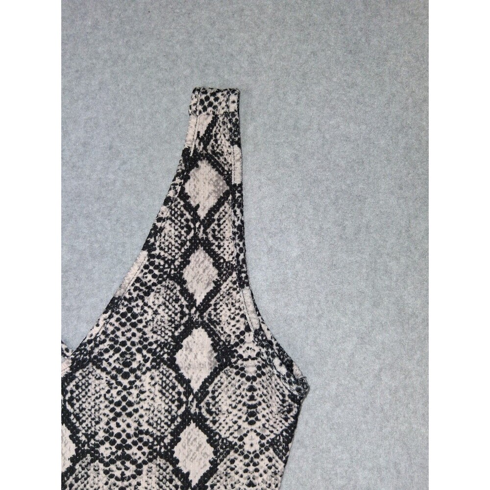 GB Gianni Bini Sleeveless Bodysuit Womems XS Snakeskin Vneck Festival Rave Glam - Picture 3 of 9
